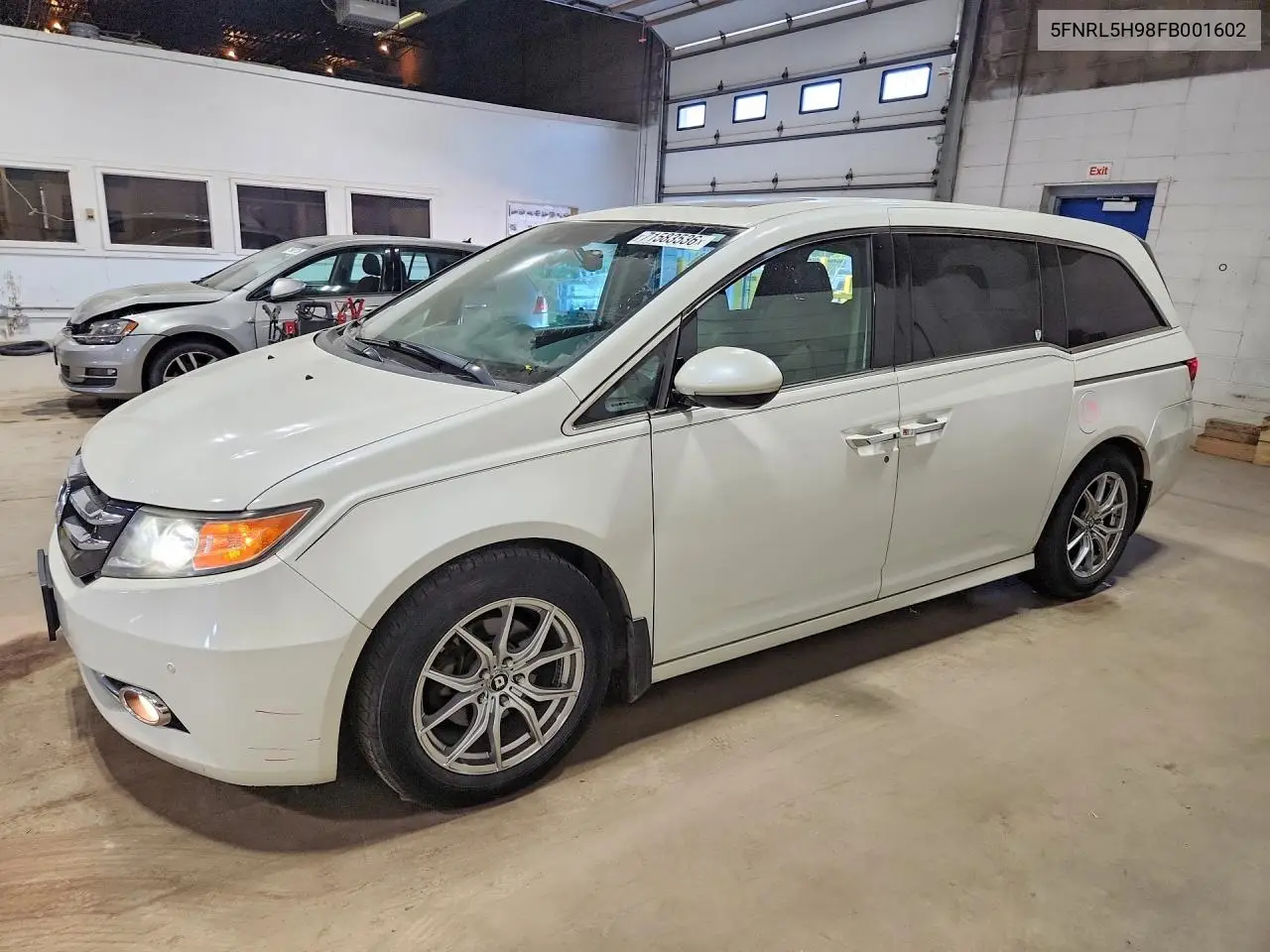 HONDA ODYSSEY 2015, VIN 5FNRL5H98FB001602