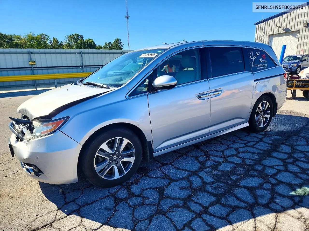 HONDA ODYSSEY 2015, VIN 5FNRL5H95FB030670