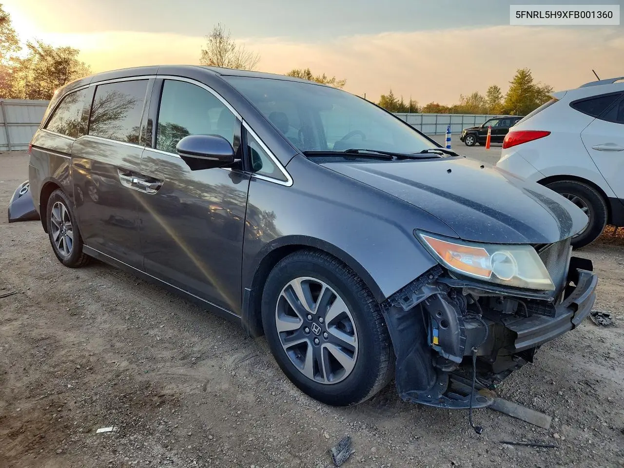 2015 HONDA ODYSSEY VIN 5FNRL5H9XFB001360 — фото 4