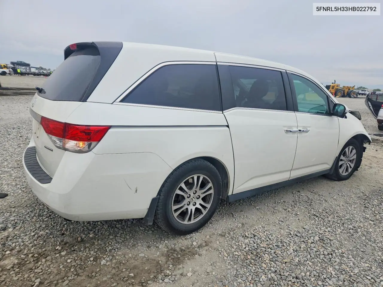 2017 HONDA ODYSSEY VIN 5FNRL5H33HB022792 — фото 3