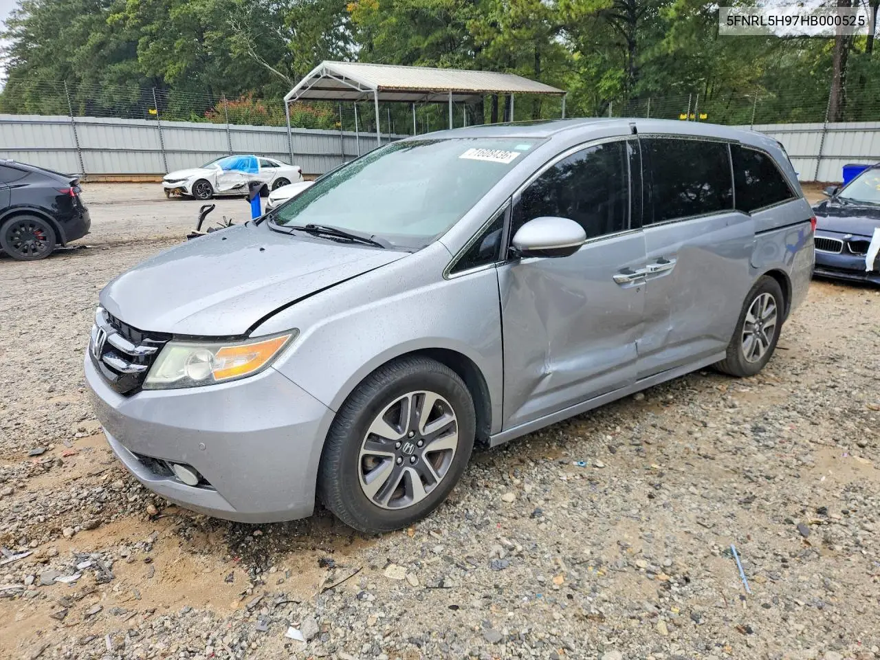 HONDA ODYSSEY 2017, VIN 5FNRL5H97HB000525