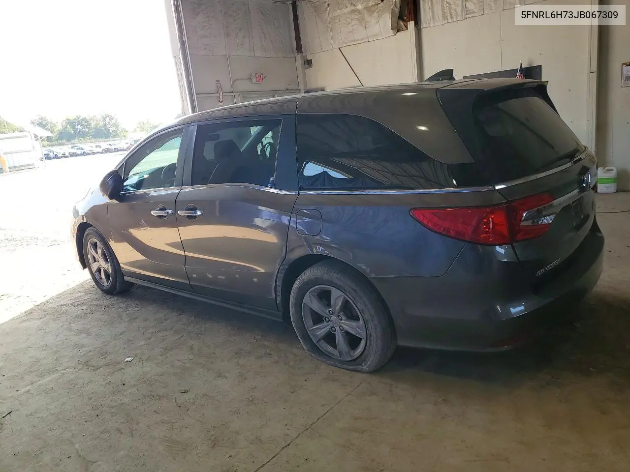 2018 HONDA ODYSSEY VIN 5FNRL6H73JB067309 — фото 2
