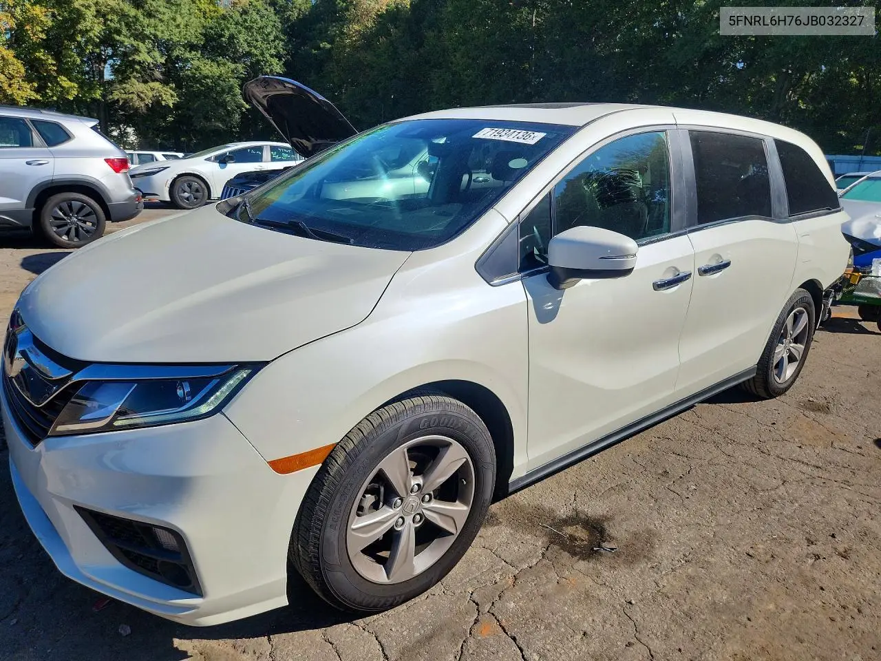 HONDA ODYSSEY 2018, VIN 5FNRL6H76JB032327