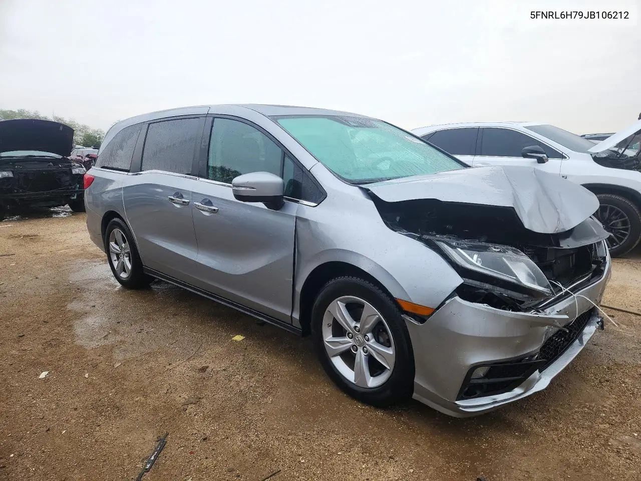 2018 HONDA ODYSSEY VIN 5FNRL6H79JB106212 — фото 4