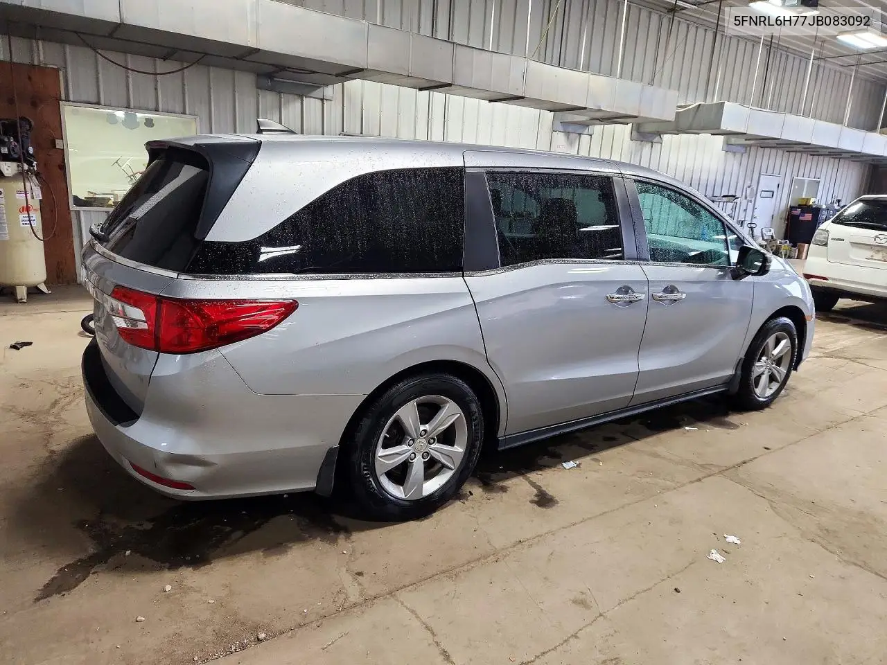 2018 HONDA ODYSSEY VIN 5FNRL6H77JB083092 — фото 3