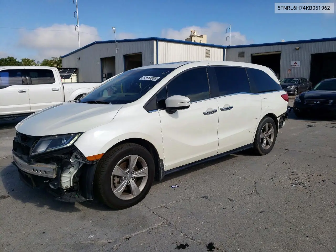 HONDA ODYSSEY 2019, VIN 5FNRL6H74KB051962