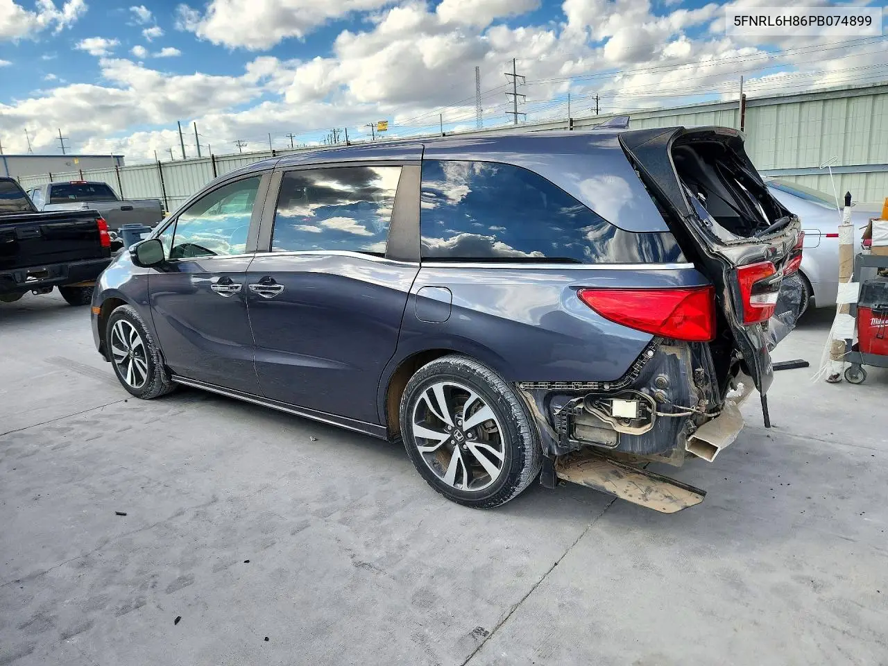 2023 HONDA ODYSSEY VIN 5FNRL6H86PB074899 — фото 2