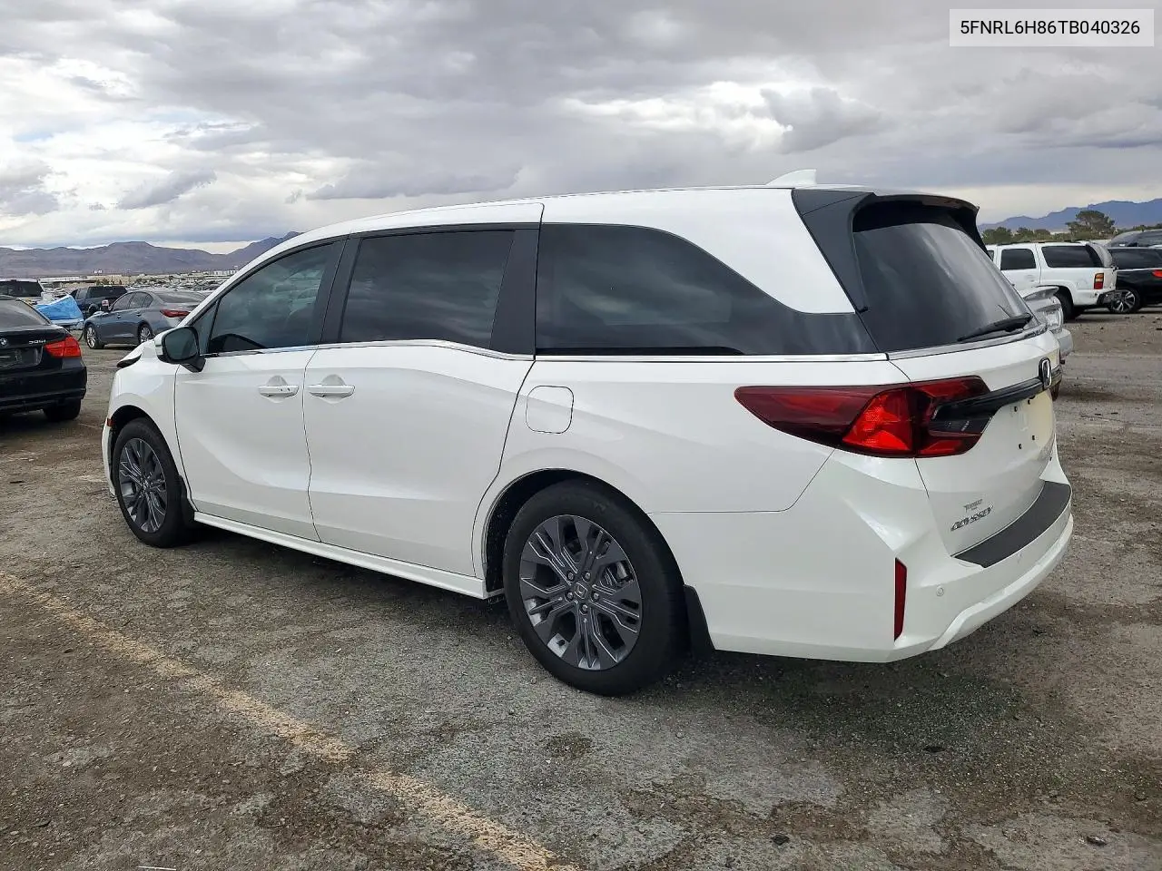 2026 HONDA ODYSSEY VIN 5FNRL6H86TB040326 — фото 2