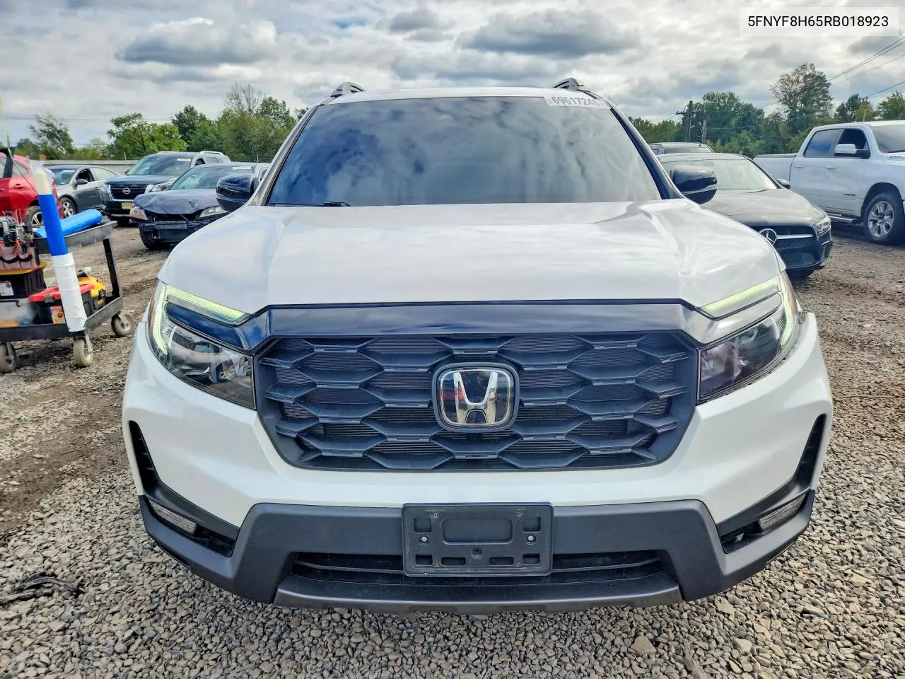2024 HONDA PASSPORT VIN 5FNYF8H65RB018923 — фото 5