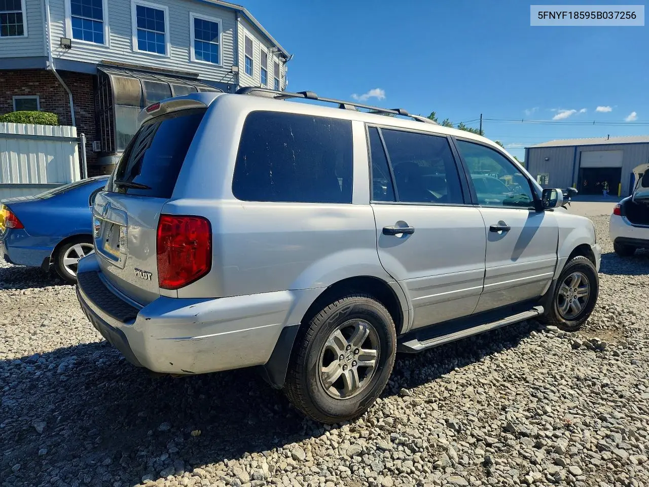 2005 HONDA PILOT VIN 5FNYF18595B037256 — фото 3