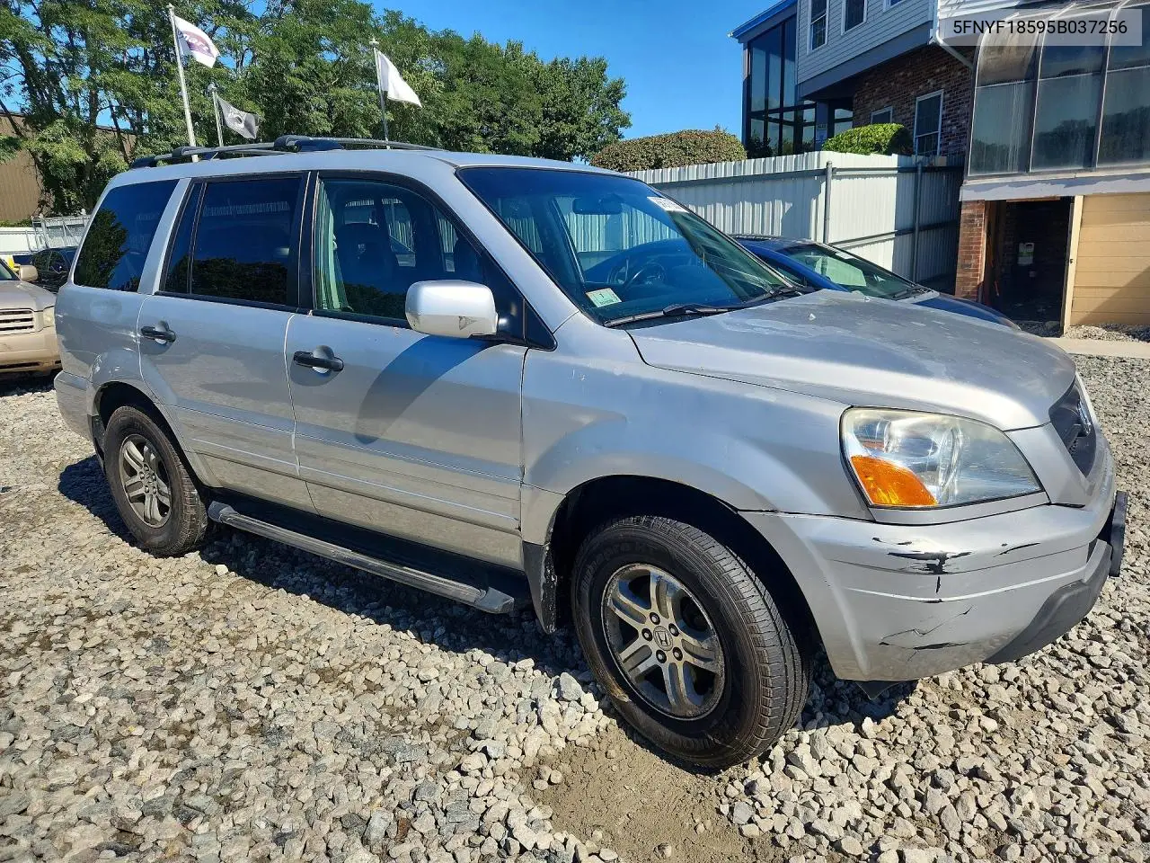 2005 HONDA PILOT VIN 5FNYF18595B037256 — фото 4