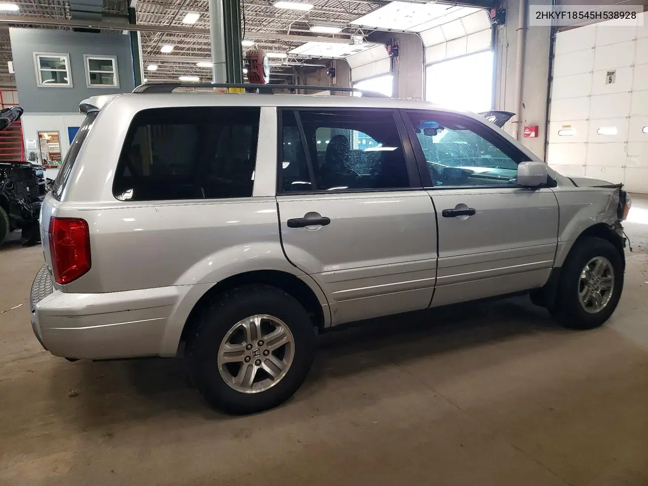 2005 HONDA PILOT VIN 2HKYF18545H538928 — фото 3