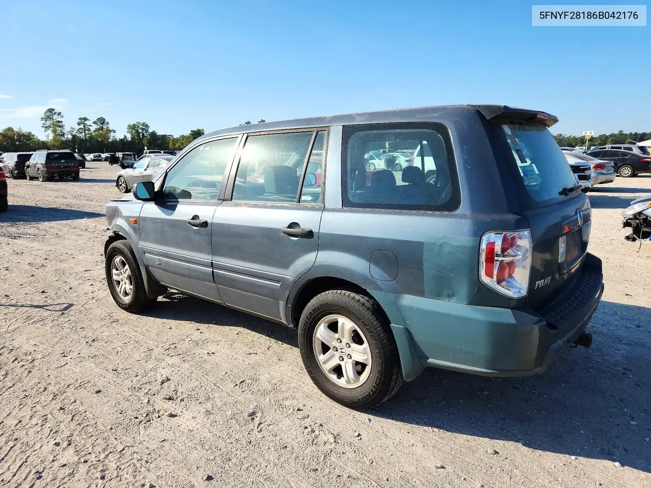 2006 HONDA PILOT VIN 5FNYF28186B042176 — фото 2