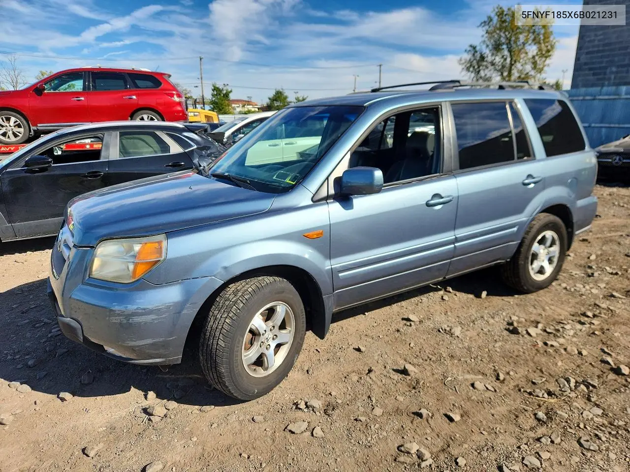 HONDA PILOT 2006, VIN 5FNYF185X6B021231