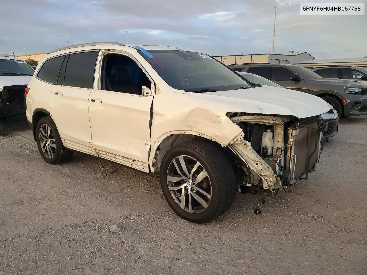 HONDA PILOT 2017, VIN 5FNYF6H04HB057758