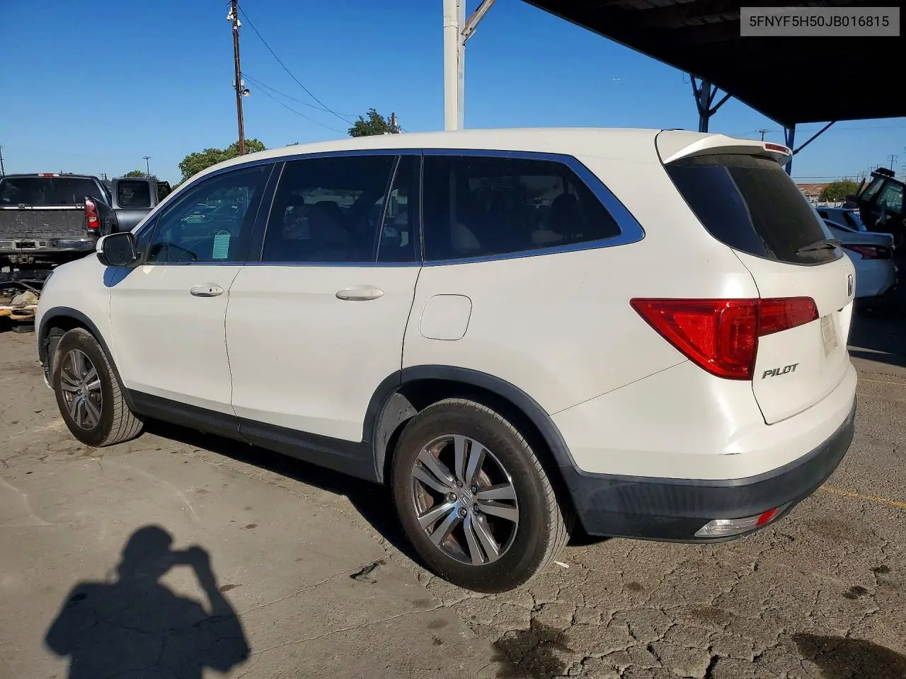 2018 HONDA PILOT VIN 5FNYF5H50JB016815 — фото 2