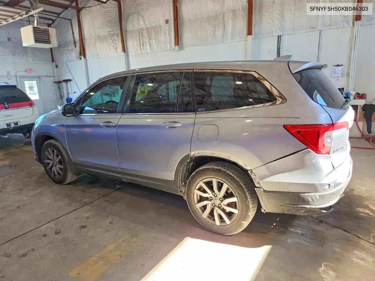 2019 HONDA PILOT VIN 5FNYF5H50KB046303 — фото 2