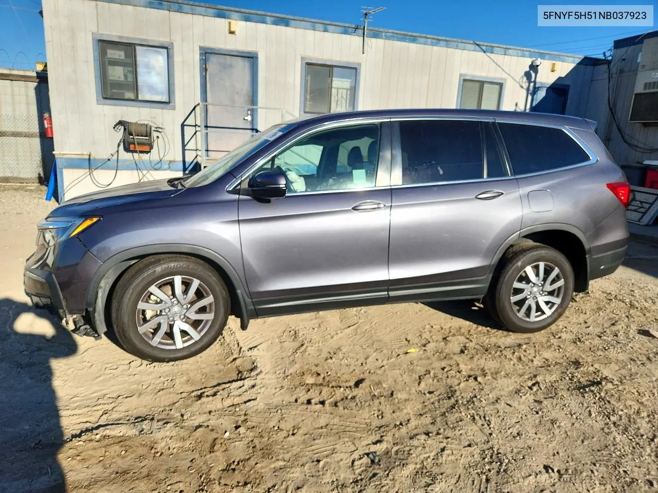 HONDA PILOT 2022, VIN 5FNYF5H51NB037923