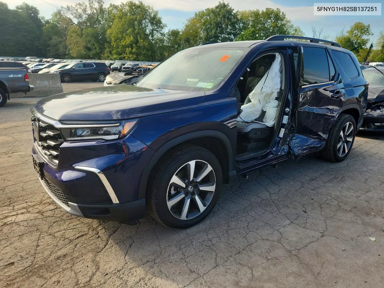 HONDA PILOT 2025, VIN 5FNYG1H82SB137251