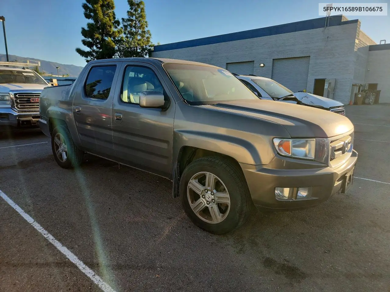2009 HONDA RIDGELINE VIN 5FPYK16589B106675 — фото 4