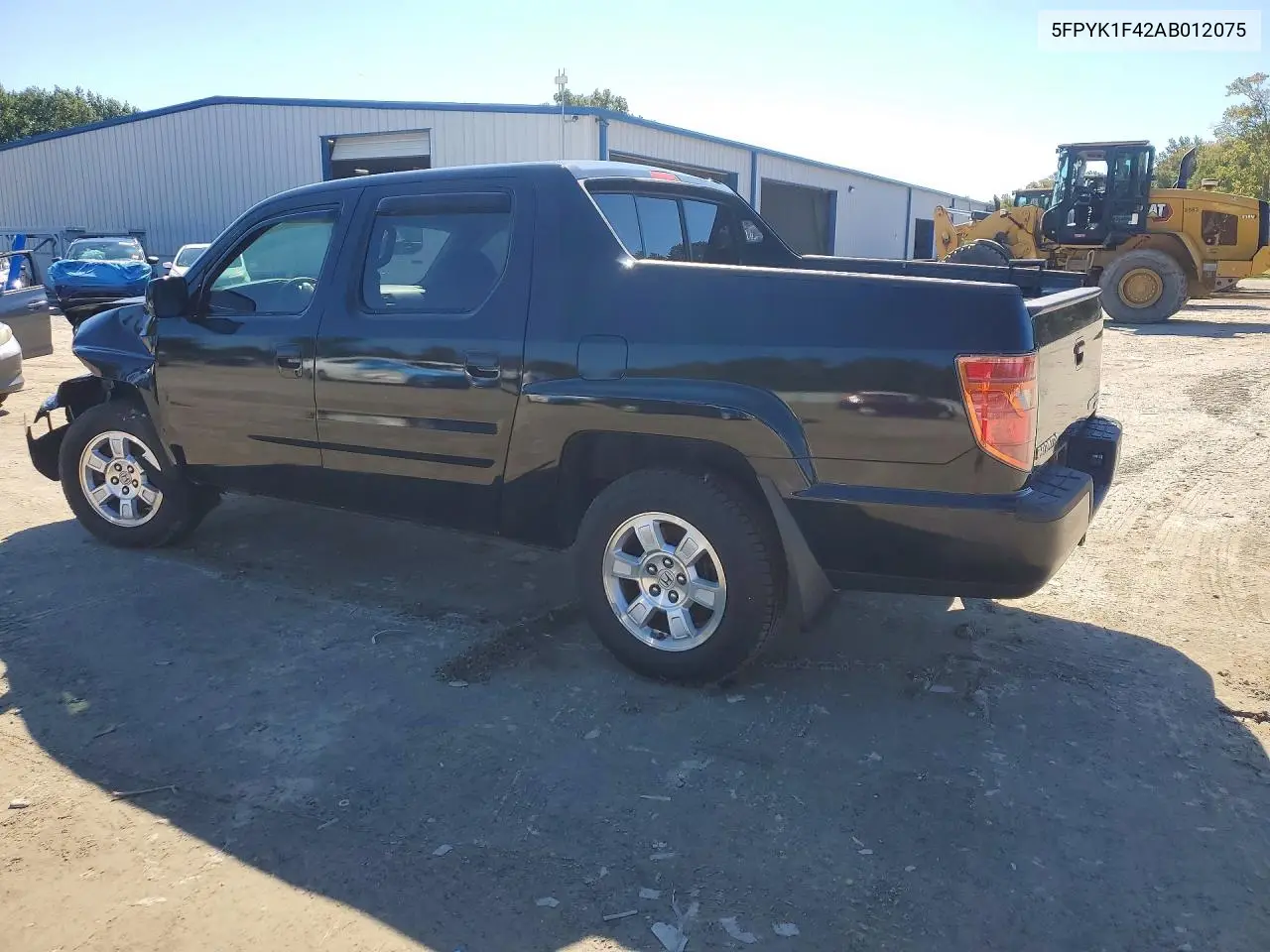 2010 HONDA RIDGELINE VIN 5FPYK1F42AB012075 — фото 2
