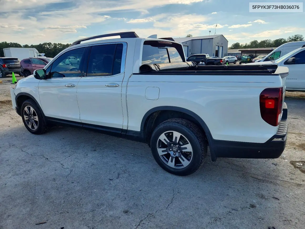 2017 HONDA RIDGELINE VIN 5FPYK3F73HB036076 — фото 2
