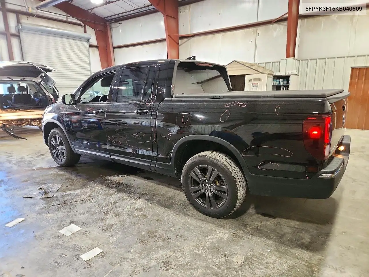 2019 HONDA RIDGELINE VIN 5FPYK3F16KB040609 — фото 2