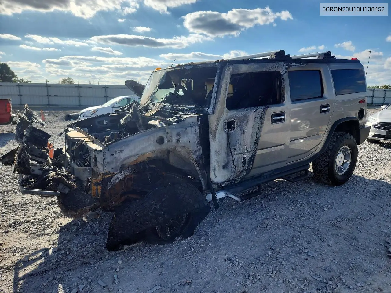 HUMMER H2 2003, VIN 5GRGN23U13H138452