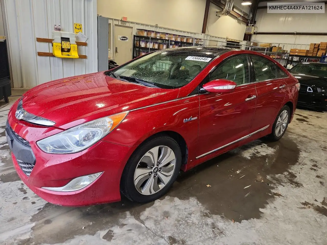 HYUNDAI SONATA 2015, VIN KMHEC4A4XFA121624