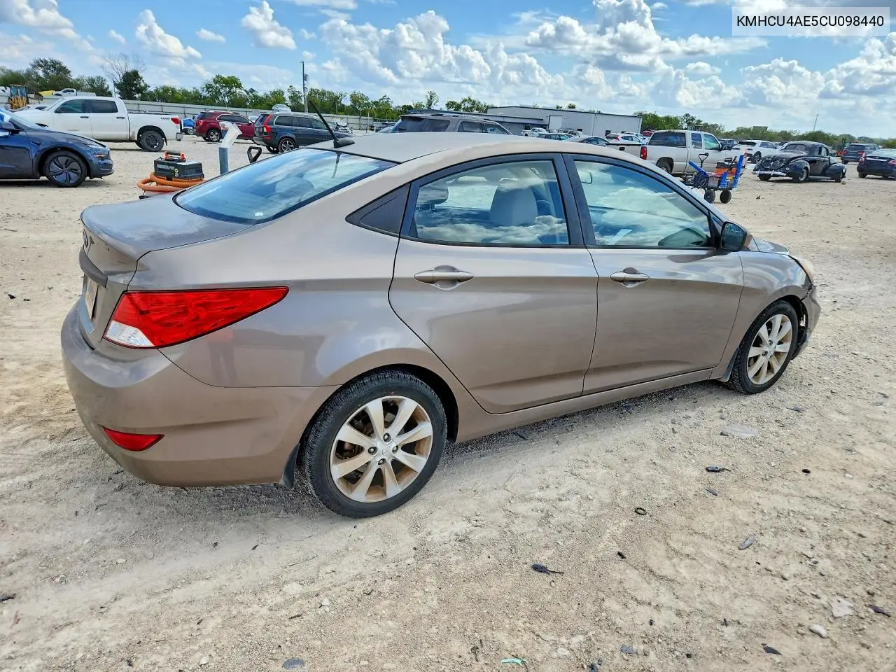 2012 HYUNDAI ACCENT VIN KMHCU4AE5CU098440 — фото 3