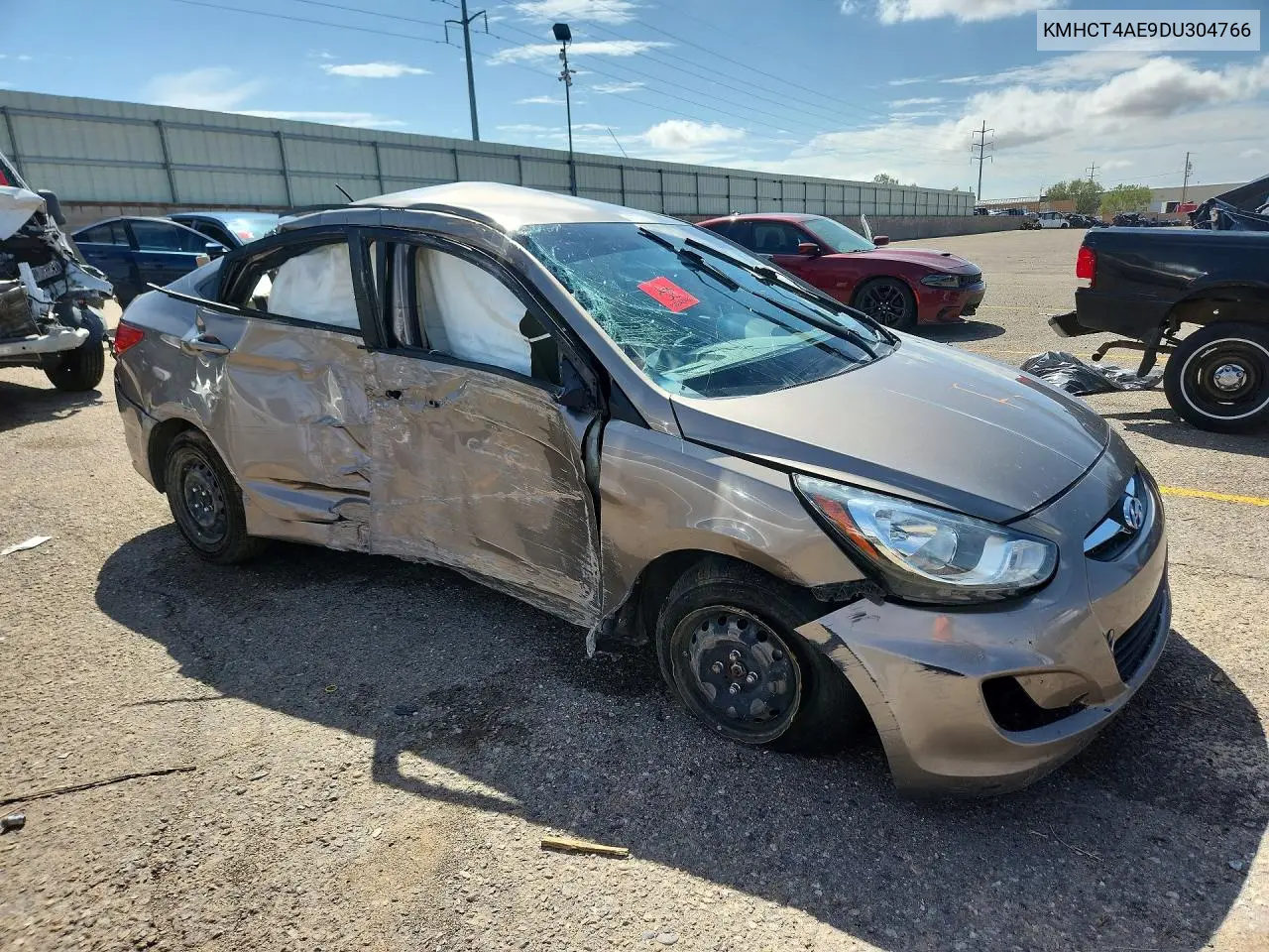 2013 HYUNDAI ACCENT VIN KMHCT4AE9DU304766 — фото 4