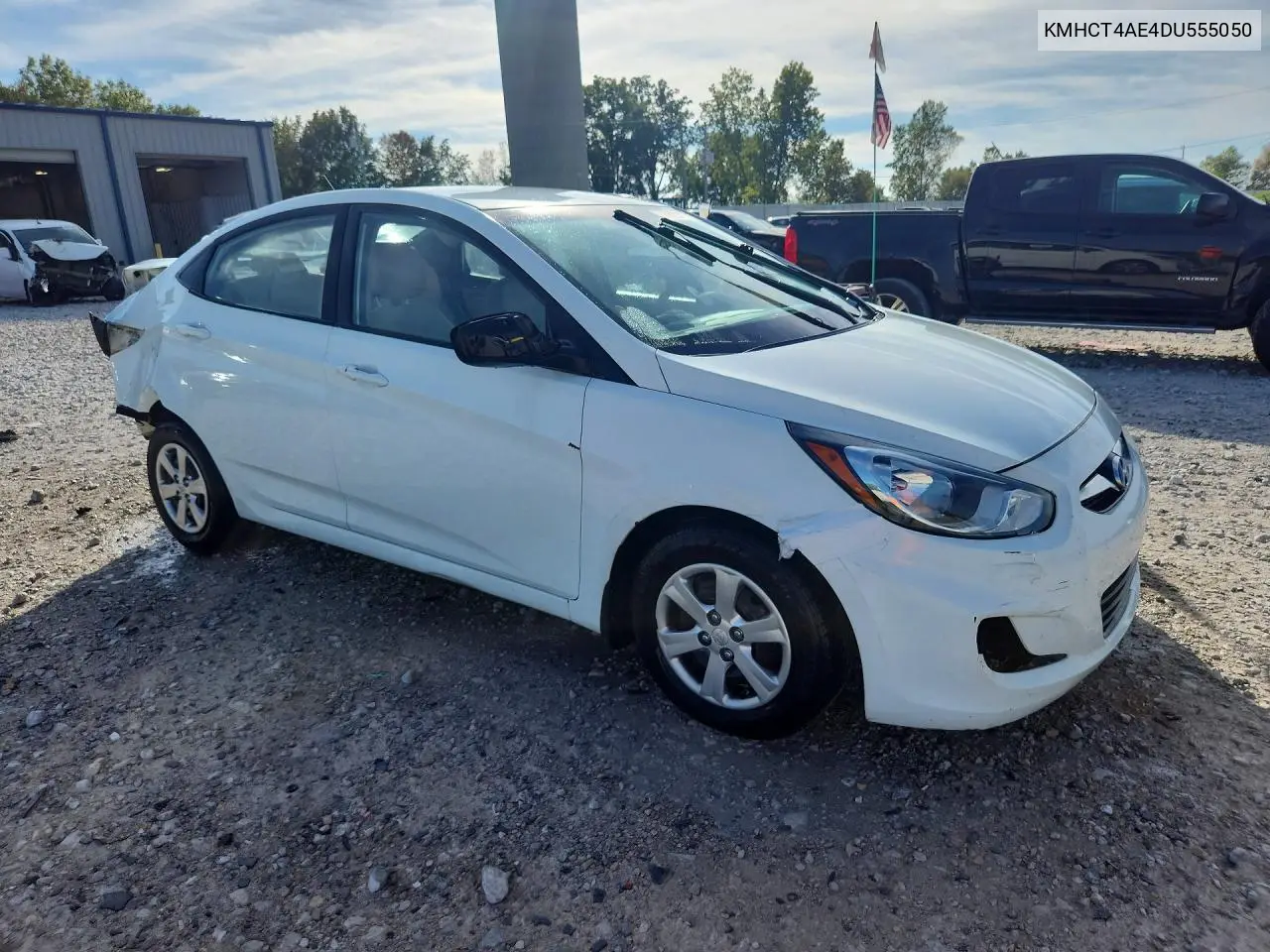 2013 HYUNDAI ACCENT VIN KMHCT4AE4DU555050 — фото 4