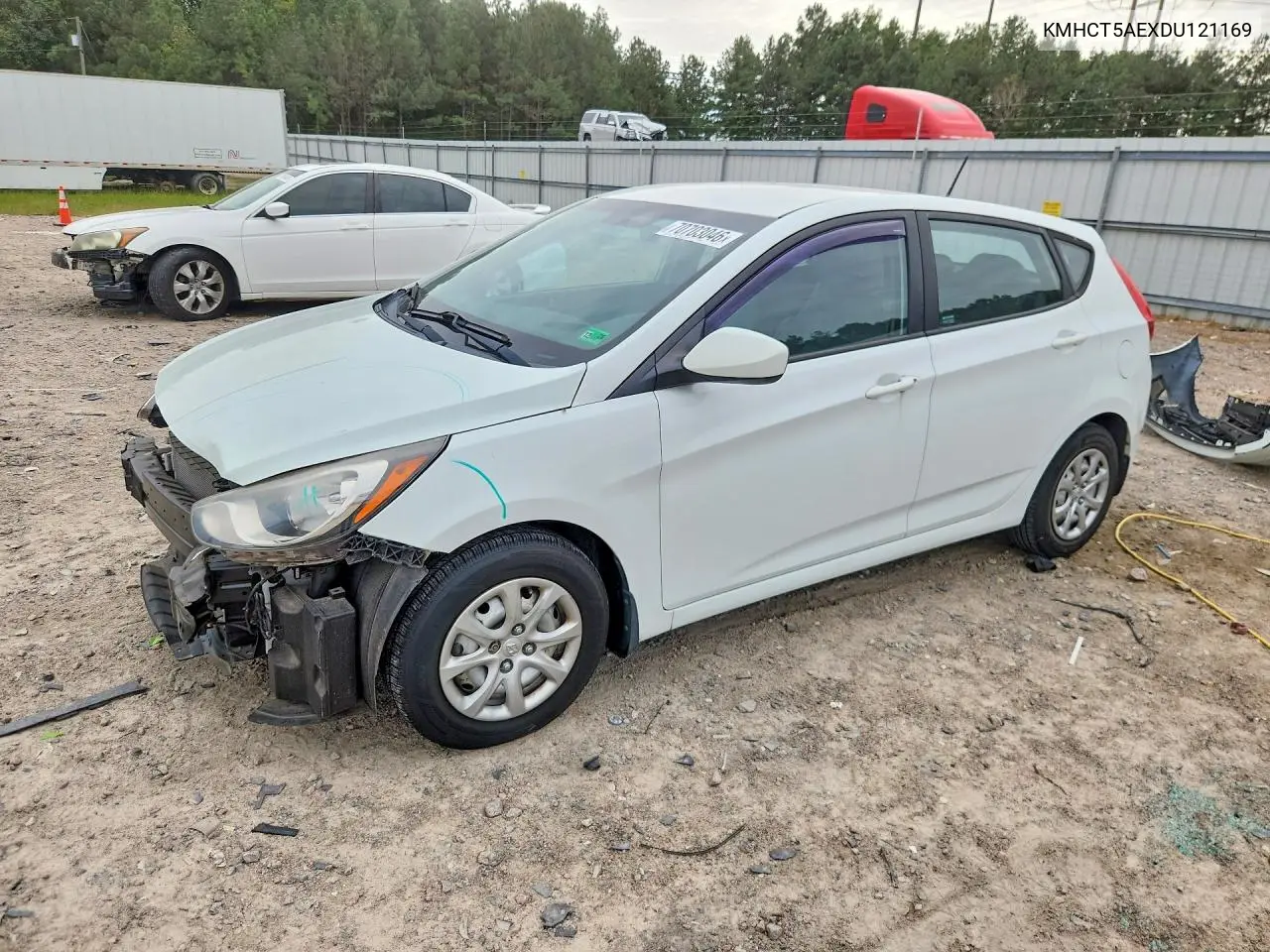 HYUNDAI ACCENT 2013, VIN KMHCT5AEXDU121169
