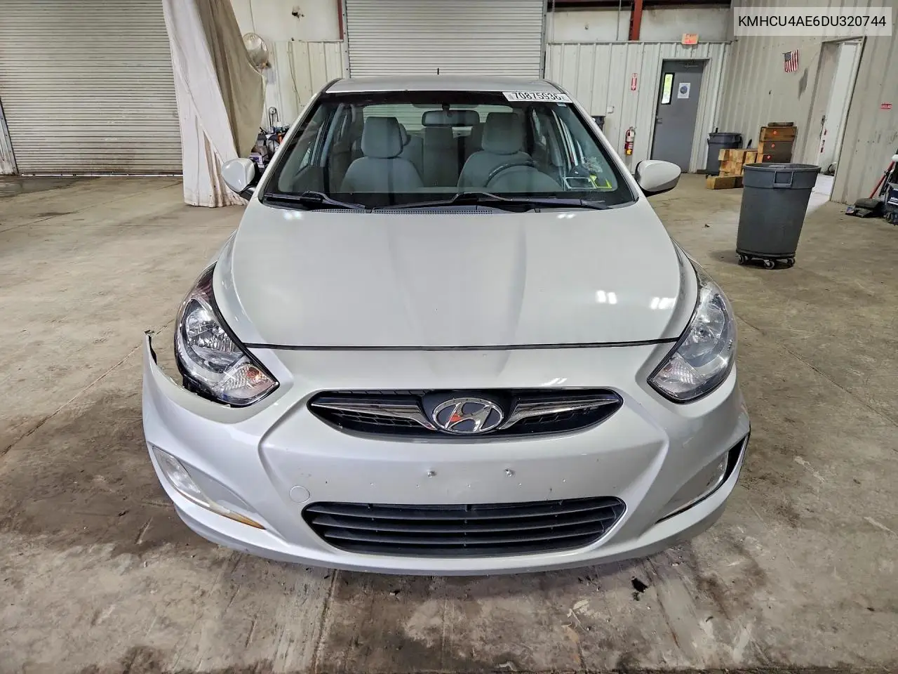 2013 HYUNDAI ACCENT VIN KMHCU4AE6DU320744 — фото 3