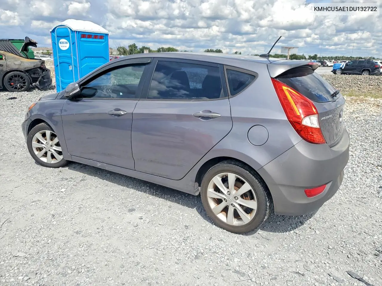 2013 HYUNDAI ACCENT VIN KMHCU5AE1DU132722 — фото 2