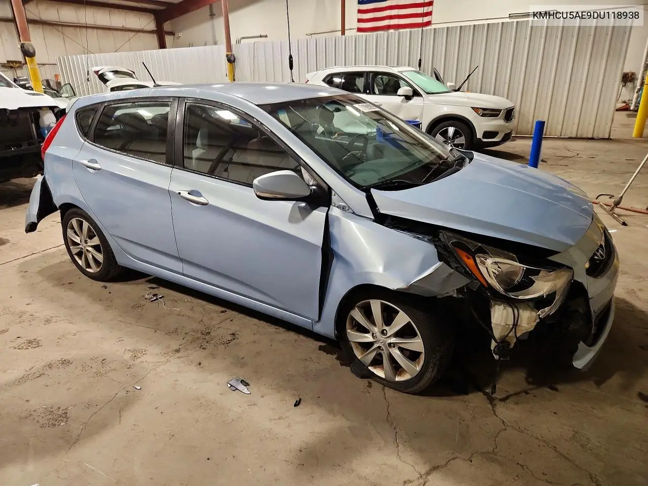 2013 HYUNDAI ACCENT VIN KMHCU5AE9DU118938 — фото 4
