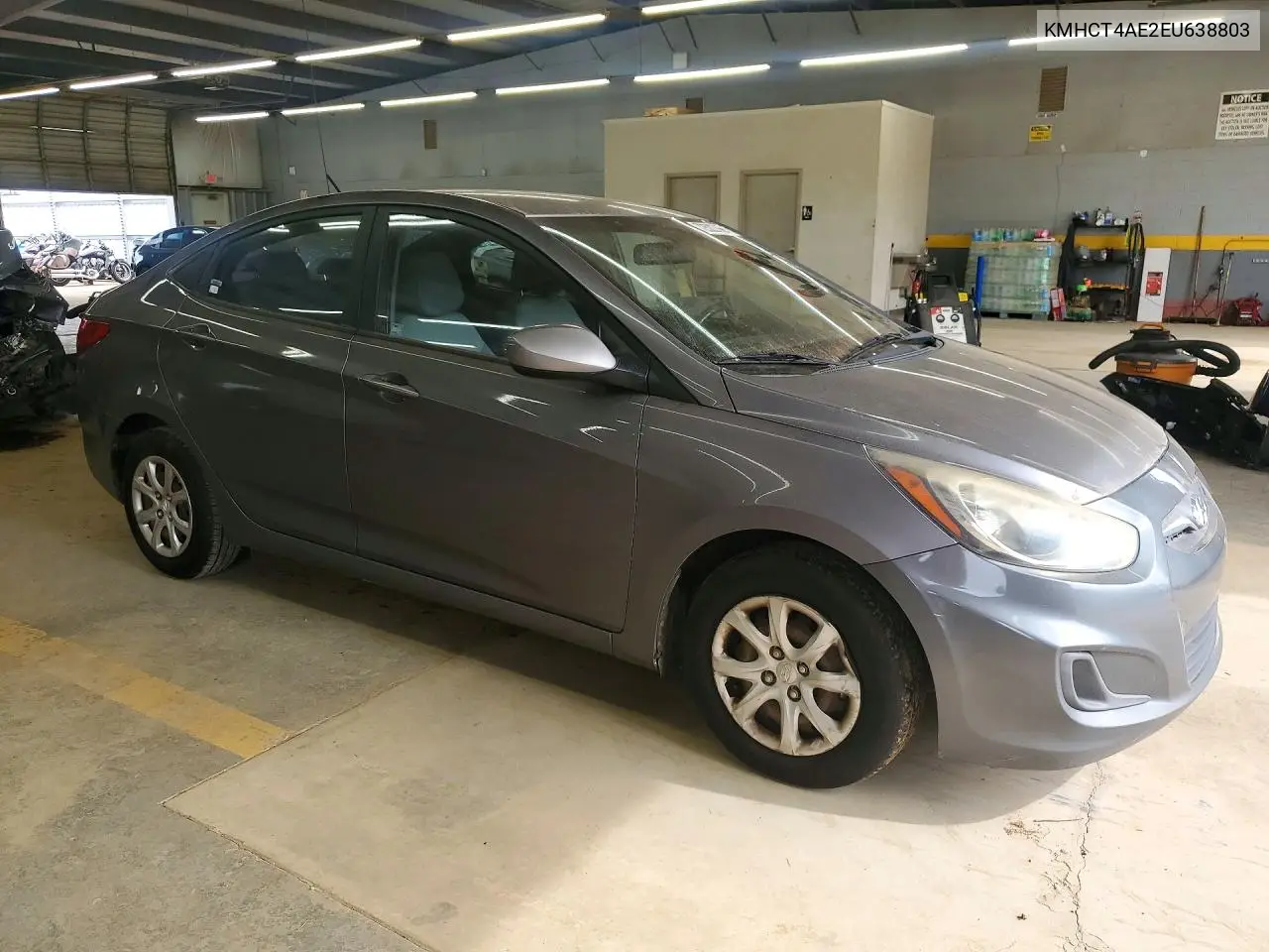 2014 HYUNDAI ACCENT VIN KMHCT4AE2EU638803 — фото 4