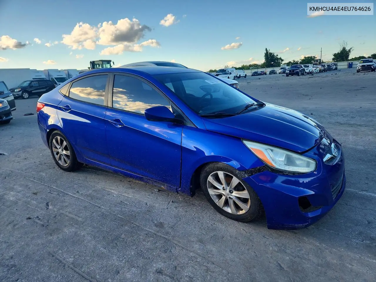 2014 HYUNDAI ACCENT VIN KMHCU4AE4EU764626 — фото 4