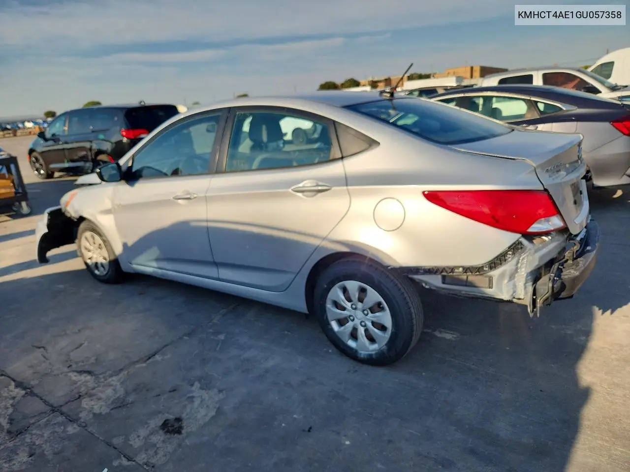2016 HYUNDAI ACCENT VIN KMHCT4AE1GU057358 — фото 2