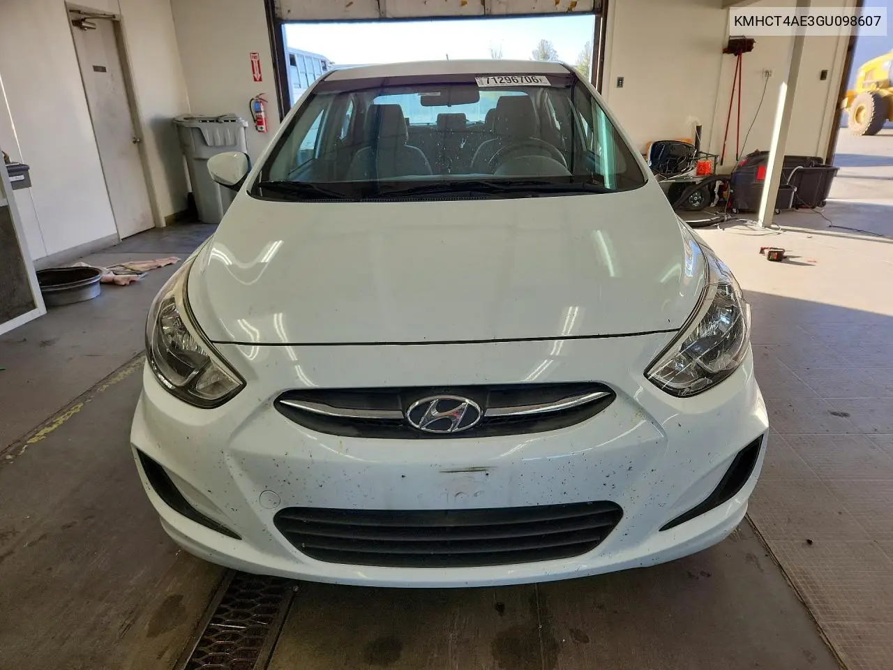 2016 HYUNDAI ACCENT VIN KMHCT4AE3GU098607 — фото 5