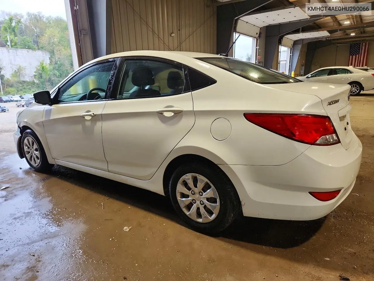 2017 HYUNDAI ACCENT VIN KMHCT4AE0HU290066 — фото 2