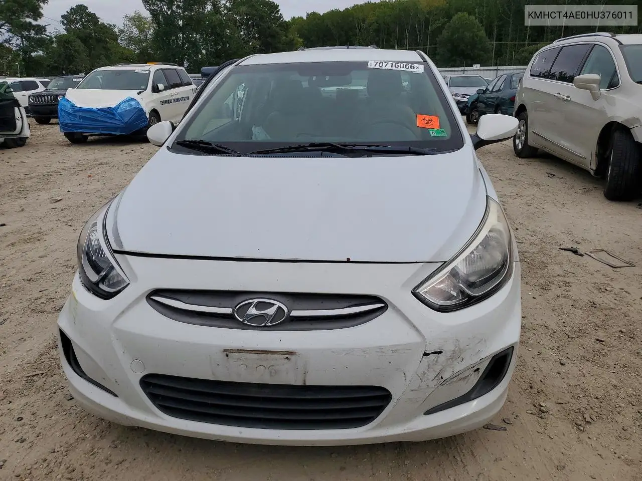 2017 HYUNDAI ACCENT VIN KMHCT4AE0HU376011 — фото 5