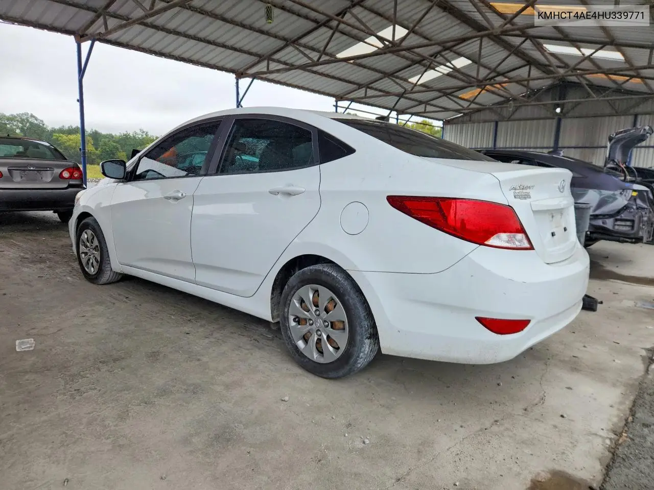 2017 HYUNDAI ACCENT VIN KMHCT4AE4HU339771 — фото 2