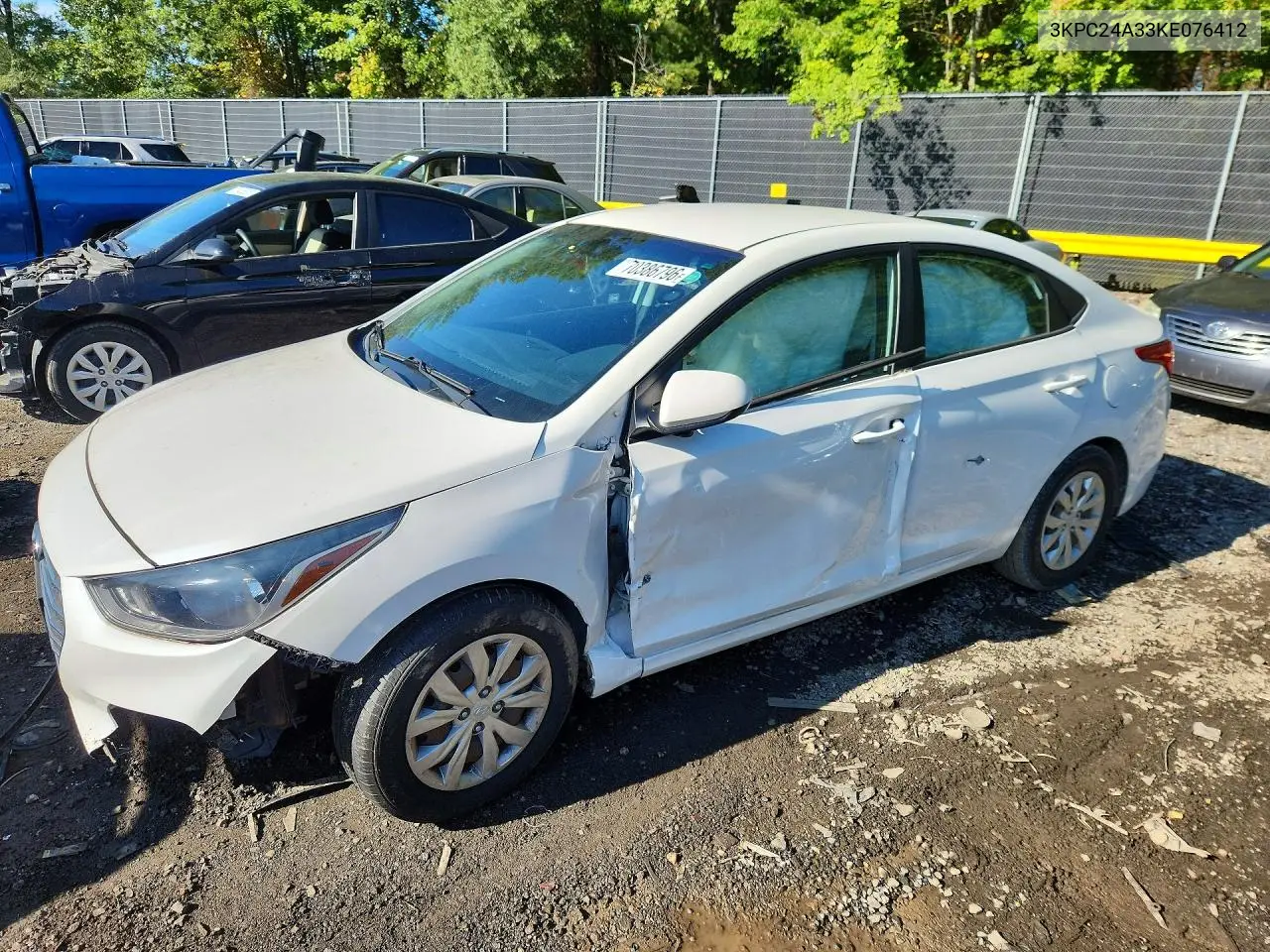 HYUNDAI ACCENT 2019, VIN 3KPC24A33KE076412