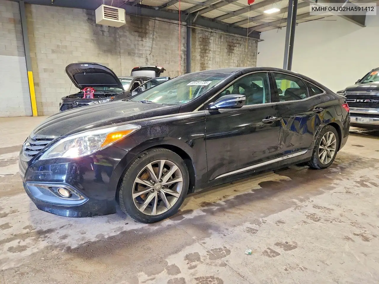 HYUNDAI AZERA 2017, VIN KMHFG4JG2HA591412