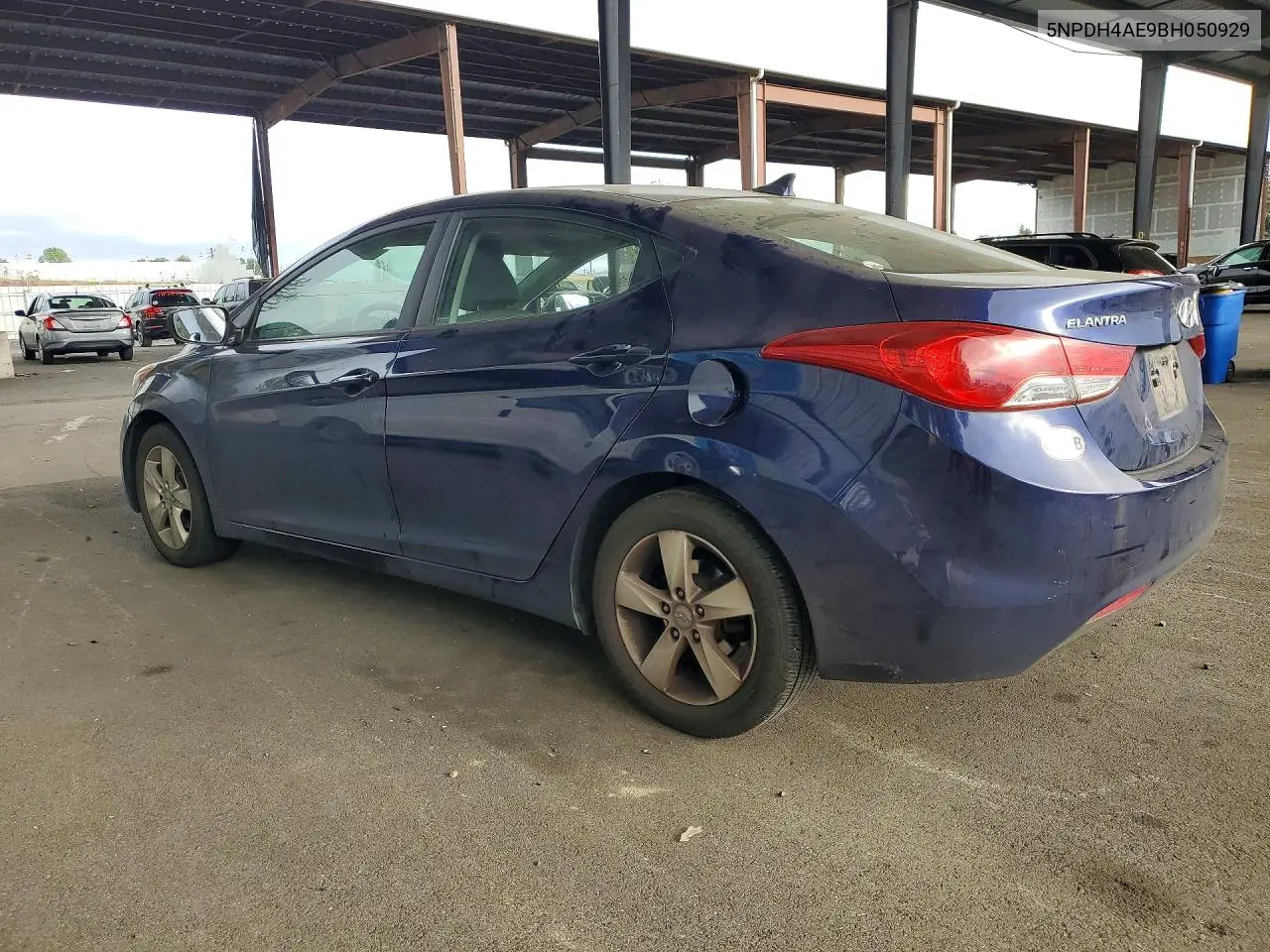 2011 HYUNDAI ELANTRA VIN 5NPDH4AE9BH050929 — фото 2