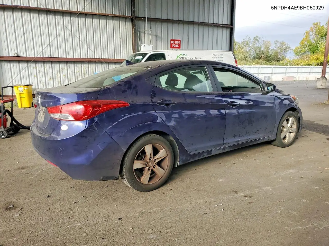 2011 HYUNDAI ELANTRA VIN 5NPDH4AE9BH050929 — фото 3