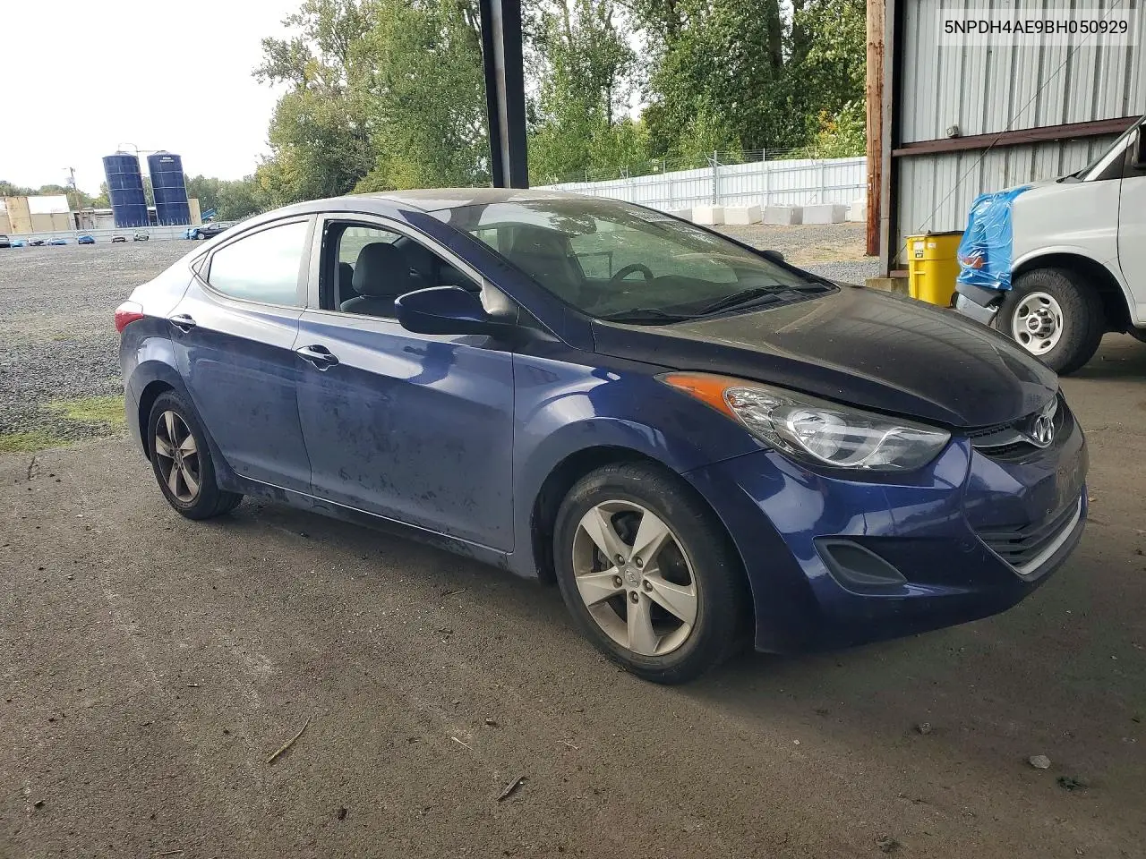 2011 HYUNDAI ELANTRA VIN 5NPDH4AE9BH050929 — фото 4