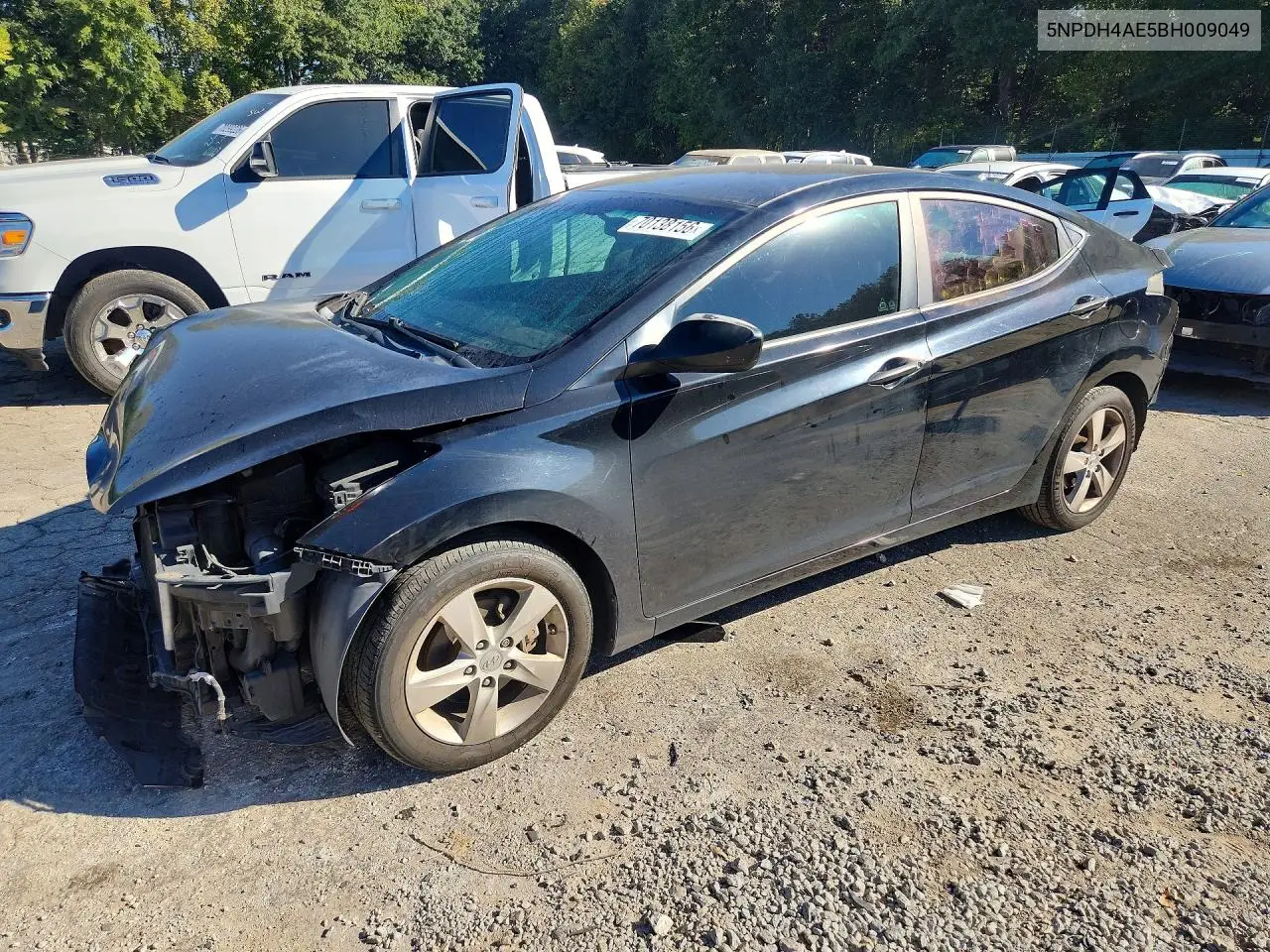 HYUNDAI ELANTRA 2011, VIN 5NPDH4AE5BH009049
