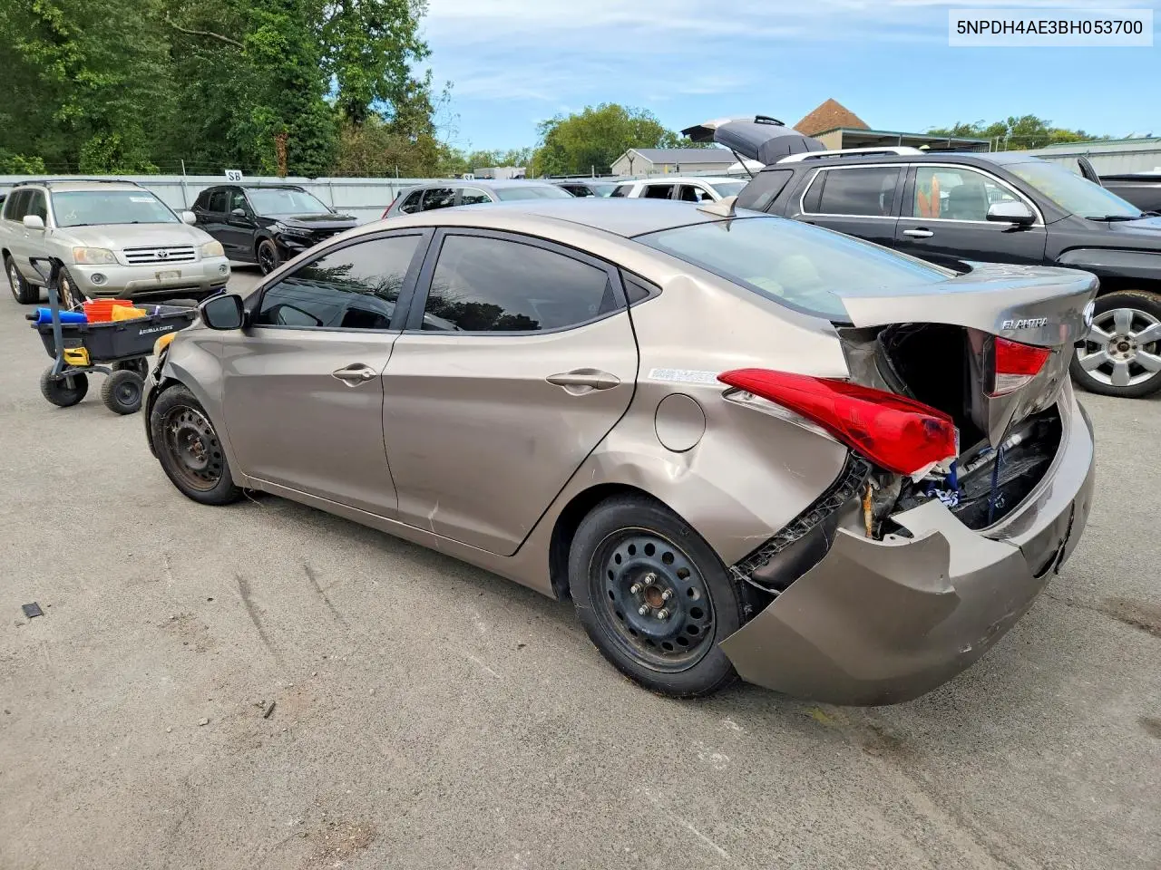 2011 HYUNDAI ELANTRA VIN 5NPDH4AE3BH053700 — фото 2
